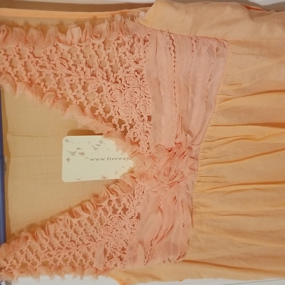 Freeway Apparel Dress - Picture 3 of 3